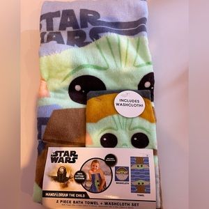 STAR WARS- Baby Yoda TOWEL & WASHCLOTH SET for kids.